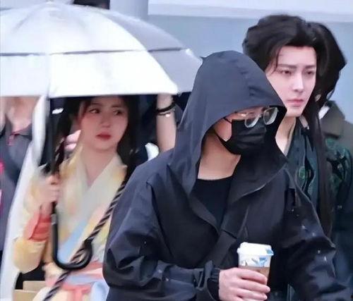 吃瓜今日娱乐爆料视频,今日娱乐热点大揭秘！